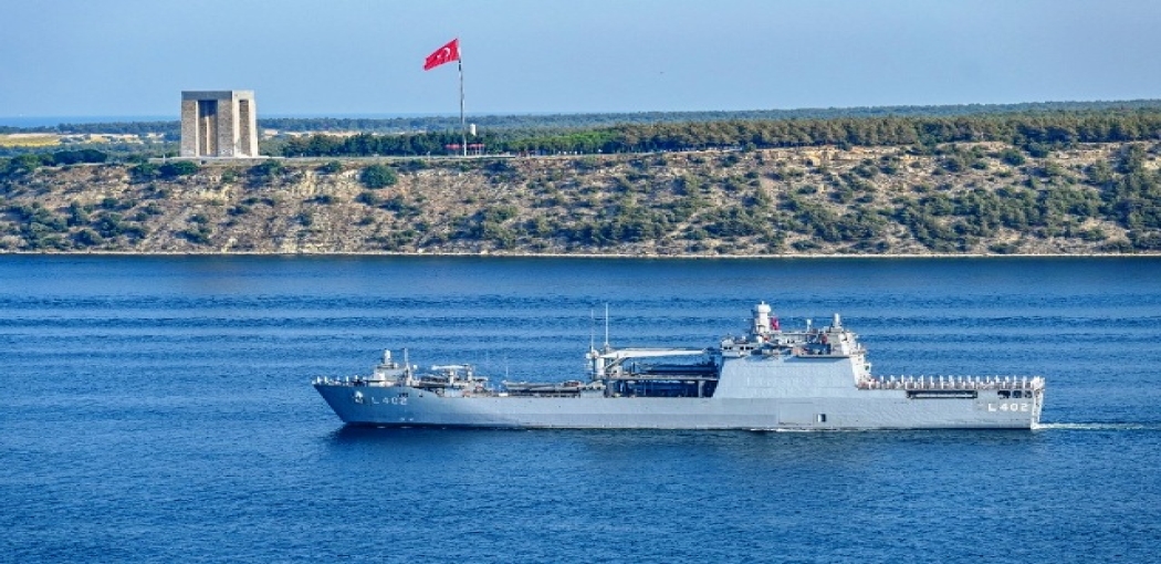 Deniz Harp Okulu Öğrencileri Çanakkale'den Ege Denizine Seyir 