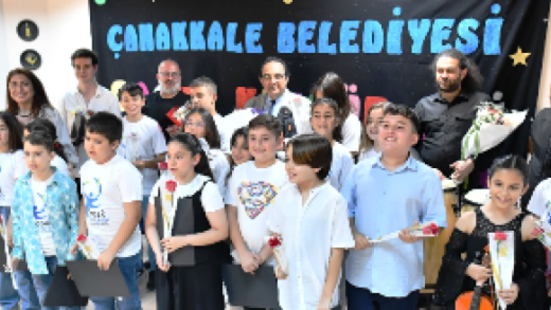 Çocuk Kültür Evi Yıl Sonu Müzik Buluşması Büyüledi
