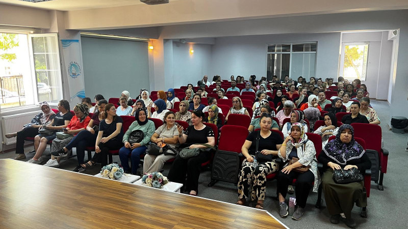 İŞKUR'dan Gençlik ve Spor İl Müdürlüğü Personeline “İş Arama Becerileri” Eğitimi