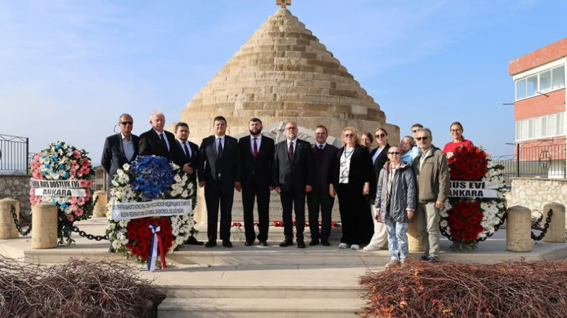 Gelibolu'da Beyaz Ruslar Anıldı