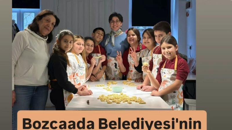 Bozcaada'da Itırlı Bahçe Etkinliği Sürüyor