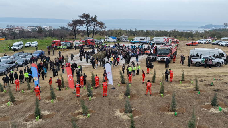 Güzelyalı'da Mevkiinde Fidan Dikim Etkinliği gerçekleştirildi.