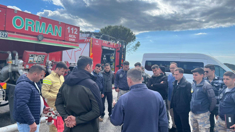 Ayvacık’ta Askeri Personele Yangın Müdahale Eğitimi Verildi.