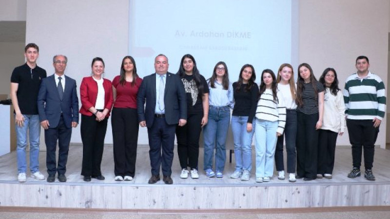Çanakkale Baro Başkanı Av.Dikme'den Öğrencilere Seminer