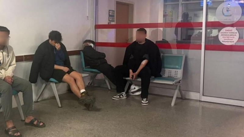 Çanakkale'de 73 öğrenci hastanelik oldu