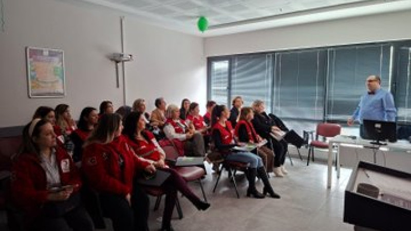 Çanakkale Kızılay Gönüllülerine Sıtma semineri