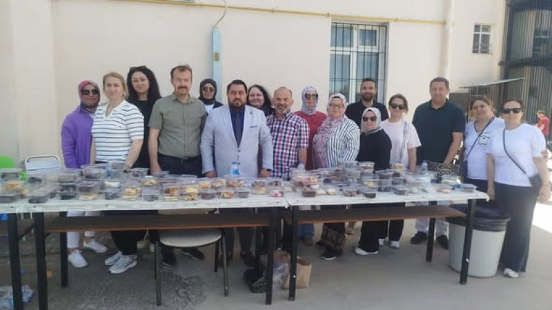 Gümüşçay Biga Atatürk Anadolu Lisesi'nde Kermes