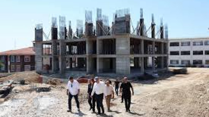 Çanakkale'de Eğitim Yatırımları Hız Kesmeden Devam Ediyor
