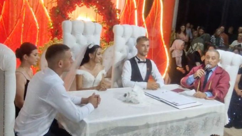 Gelibolu'da nikah memuru kendi kızının nikahını kıydı