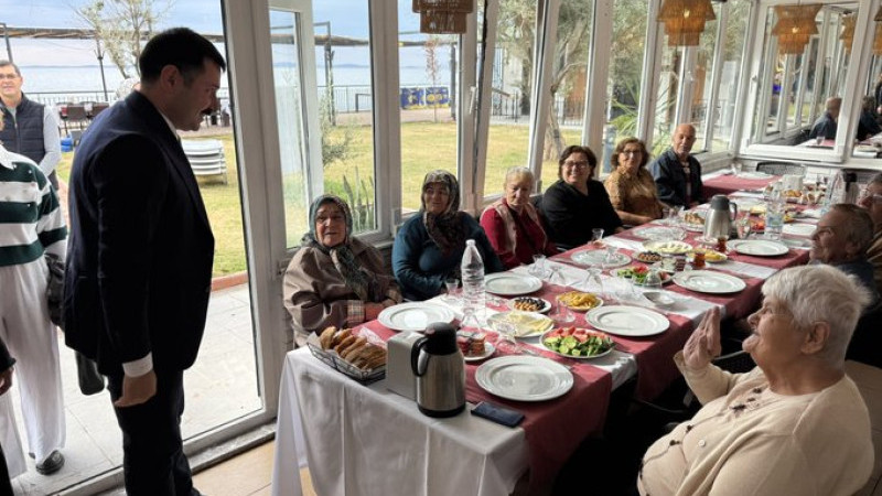 Yaşlılar Haftası'nda Anlamlı Buluşma