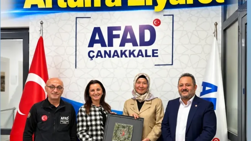 Türk Kızılay Çanakkale heyeti,AFAD İl Müdürü Artun’u makamında ziyaret etti.